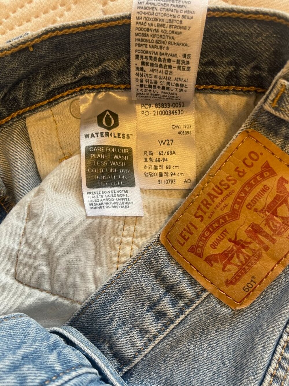 Levi's 501 Button Fly Distressed Denim Blue Jean Shorts Cut Offs High Rise 27 - Picture 5 of 5